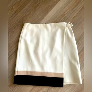 White House Black Market - Faux Overlap Skirt with Colorblock Details size 4